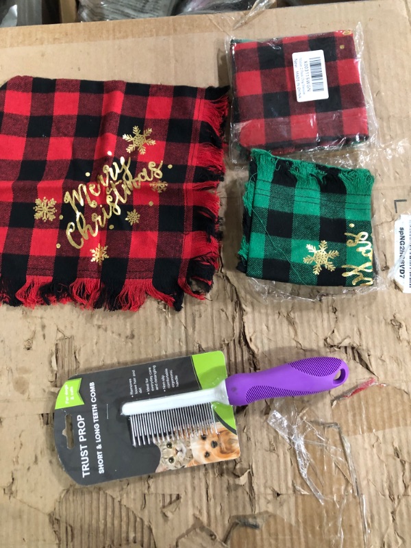 Photo 1 of *BUNDLE (3) * Dog Accessories/Comb *BUNDLE (3) * 