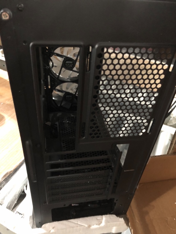 Photo 4 of MSI Mid-Tower PC Gaming Case 