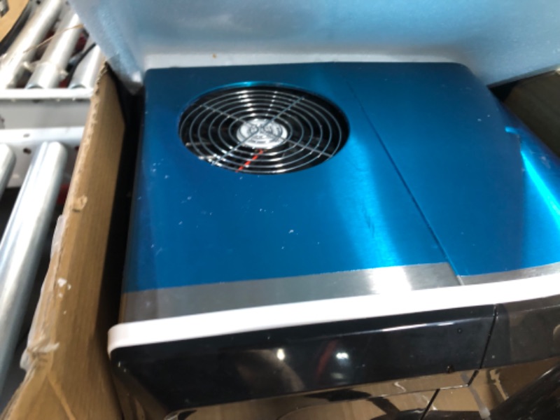 Photo 2 of * not functional * sold for parts or repair * 
Ice Maker Machine Countertop, 27 lbs in 24 Hours, 9 Cubes Ready in 6 Mins BLUE!!!