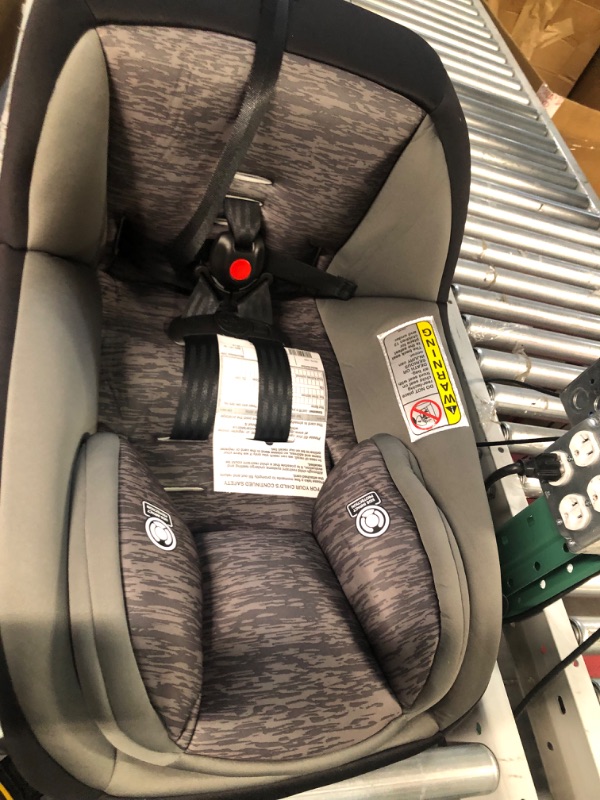 Photo 5 of Cosco Mighty Fit 65 DX Convertible Car Seat (Heather Onyx Gray)