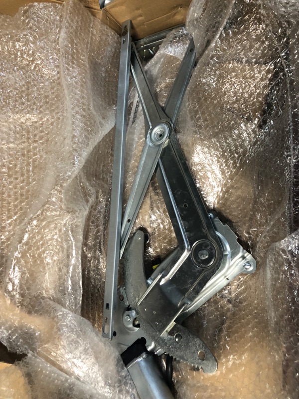 Photo 1 of FFFauto 741-752 Front Right Passenger Side Window Regulator 