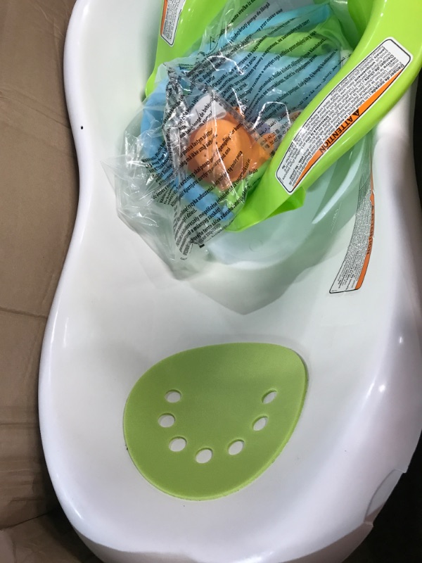 Photo 3 of * used * 
Fisher-Price Baby Bath Tub, 4-in-1 Newborn to Toddler Tub 