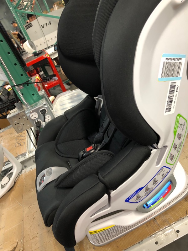 Photo 2 of Britax Boulevard ClickTight Convertible Car Seat