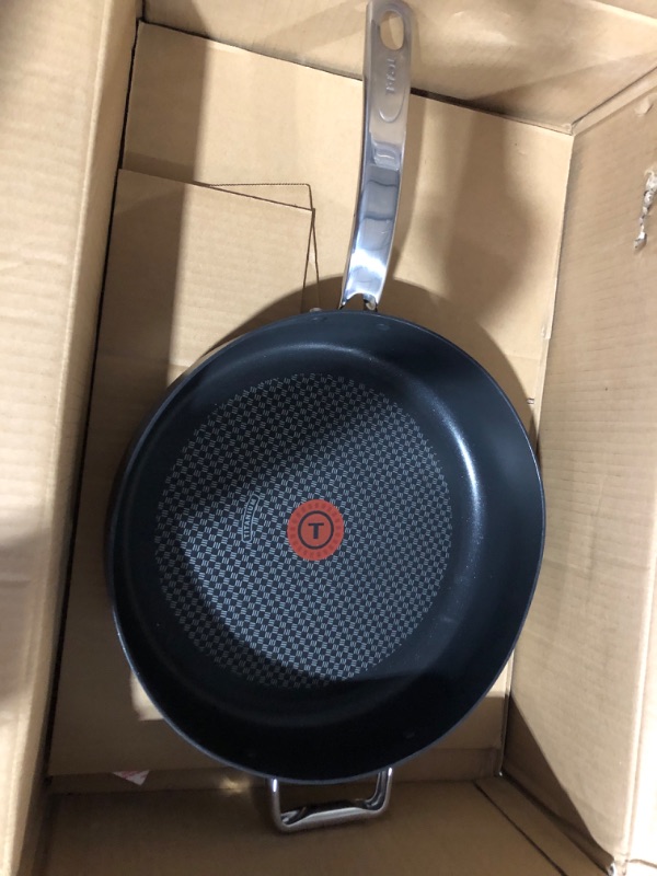 Photo 2 of (ITEM IS BENT) T-FAL Frying Pan with LId 