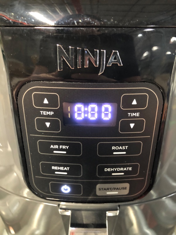 Photo 3 of (USED/MINOR DAMAGE) Ninja AF101 Air Fryer , Black/Grey 4 Quarts