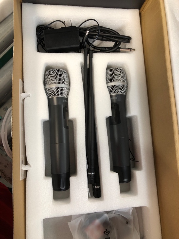 Photo 5 of Phenyx Pro Wireless Microphone System 2x1000 Channels, 328ft for Stage & Studio (PTU-2U)