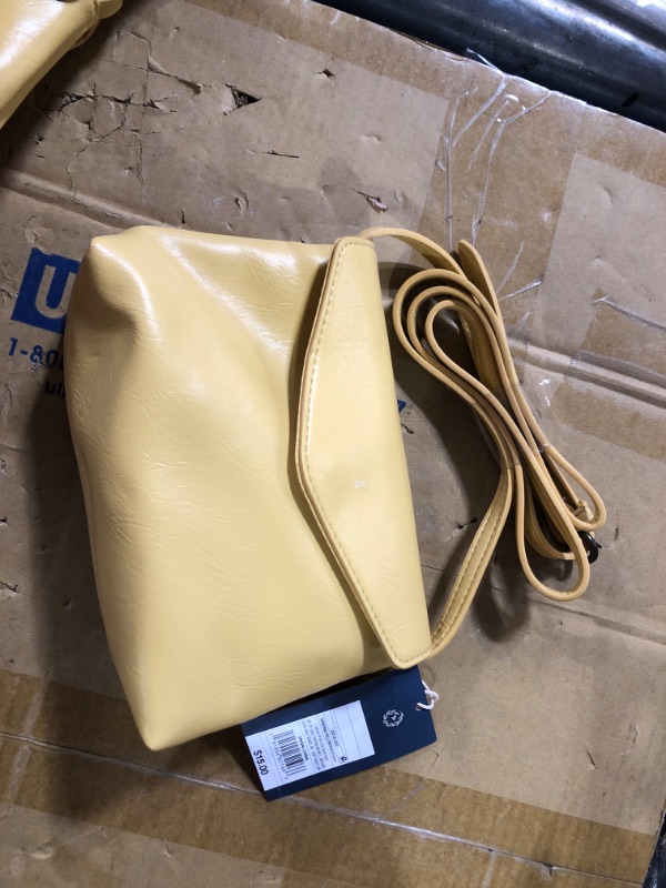 Photo 1 of Universal Thread Bags Yellow