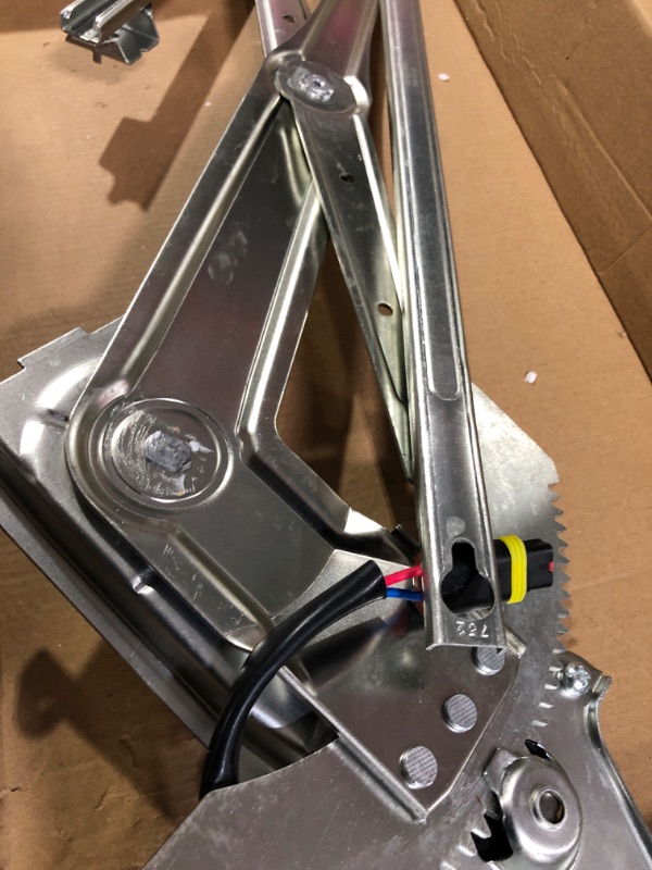 Photo 1 of Front Left Driver Side Power Window Regulator with Motor for Dodge Ram 1500 2500 3500 1994-2002 Front Driver Side