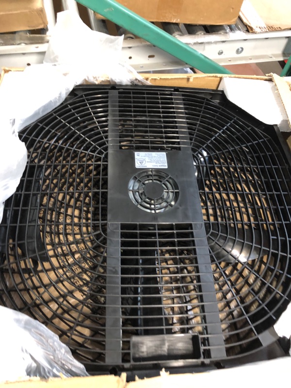 Photo 2 of Amazon Basics 3 Speed Box Fan, 20-Inch 