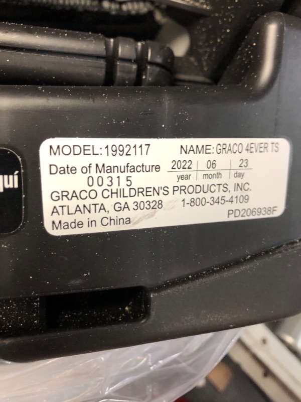 Photo 2 of Graco 4Ever 4 in 1 Car Seat 