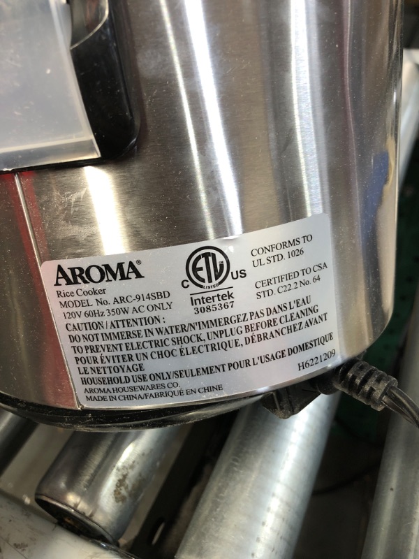 Photo 5 of **TURNS ON(UNABLE TO FULLY TEST)** 
Aroma Housewares ARC-914SBD Digital Cool-Touch Rice Grain Cooker Silver