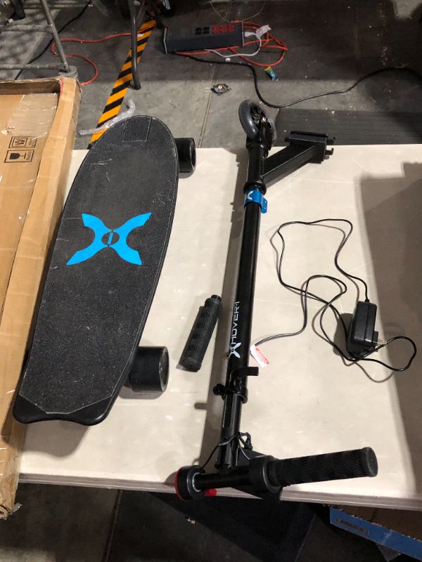 Photo 1 of ***DAMAGED - FOR PARTS - NONFUNCTIONAL - SEE NOTES***
Hover-1 Switch 2-In-1 Electric Scooter & Skateboard