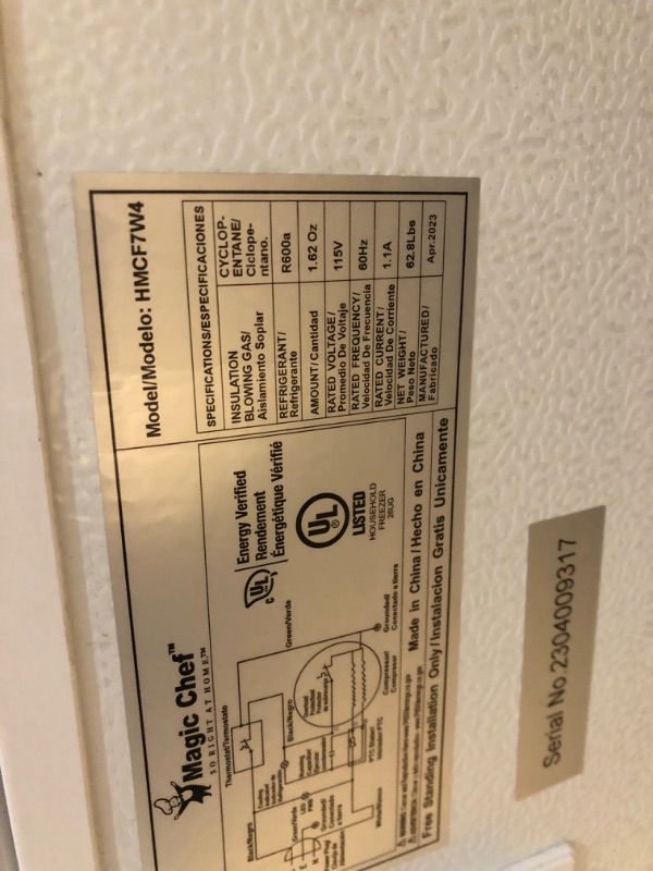 Photo 8 of *MAJOR DAMAGE TO EXTERIOR AND COMPRESSOR, DOES NOT FUNCTIONS, FOR PARTS* 
7.0 cu. ft. Chest Freezer in White