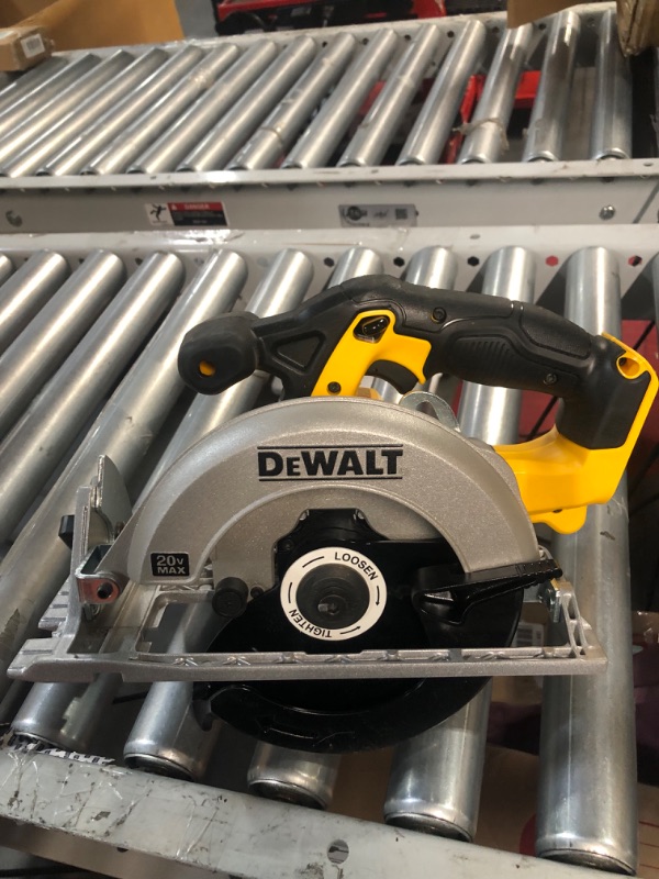 Photo 1 of *USED* *MISSING PARTS* DEWALT 6-1/2-Inch 20V MAX Circular Saw, Tool Only , Yellow Circular Saw Only Saw