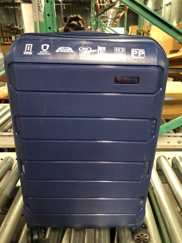 Photo 4 of *USE* raveler's Choice Hardshell Expandable Spinner Luggage, Navy, Carry-on 22-Inch