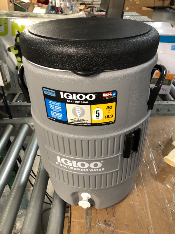 Photo 3 of ***DAMAGED - SEE NOTES***
Igloo 5 Gallon Portable Sports Cooler Water Beverage Dispenser