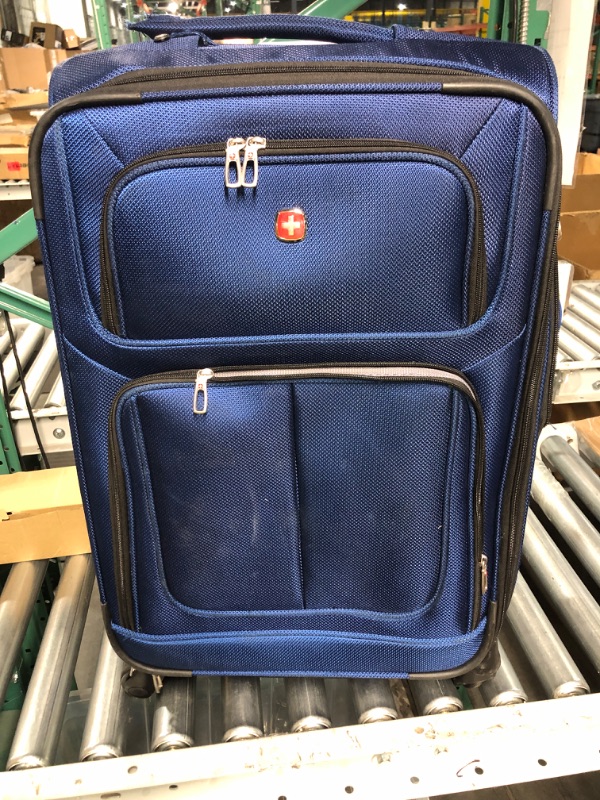 Photo 3 of **damaged**SwissGear Sion Softside Expandable Roller Luggage, Blue, Carry-On 21-Inch Carry-On 21-Inch Blue