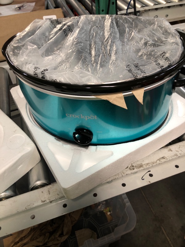 Photo 4 of **Damaged* Crockpot SCV700-KT Deisgn to Shine 7QT Slow Cooker, Turquoise Turquoise Cooker