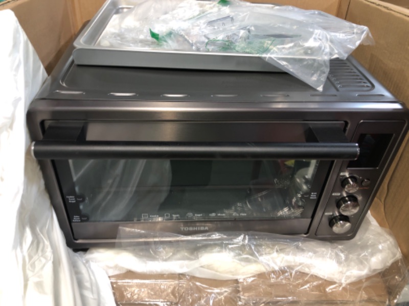 Photo 2 of **PARTS ONLY, NON-FUNCTIONAL** Toshiba Speedy Convection Toaster Oven Countertop with Double Infrared Heating