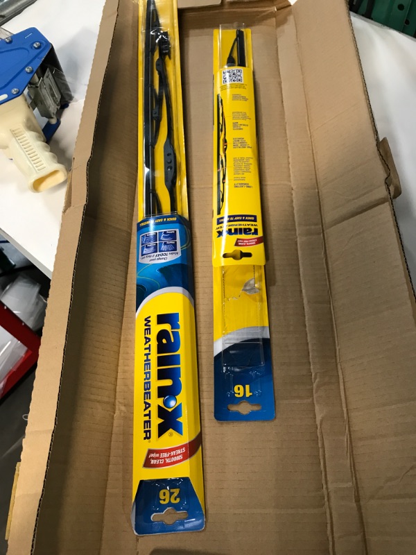 Photo 2 of Rain-X 810163 Latitude 2-In-1 Water Repellent Wiper Blades, 26" and 16" Windshield Wipers (Pack Of 2), Automotive Replacement Windshield Wiper Blades With Patented Rain-X Water Repellency Formula 26" and 16" Combo