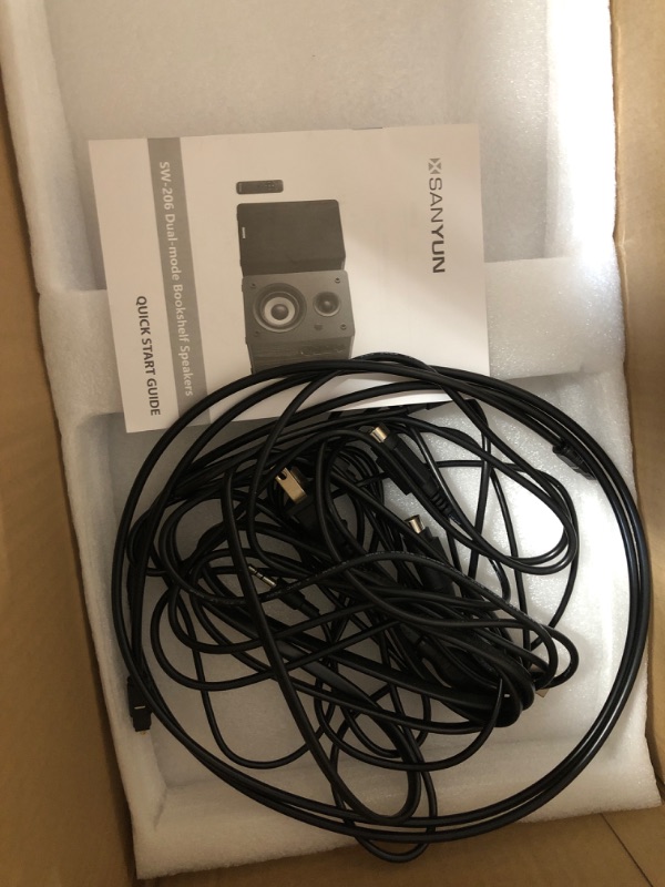 Photo 1 of UNABLE TO TEST**
Sanyun SW208 3" Active Bluetooth 5.0 Bookshelf Speakers (Pair, White)3inch Black