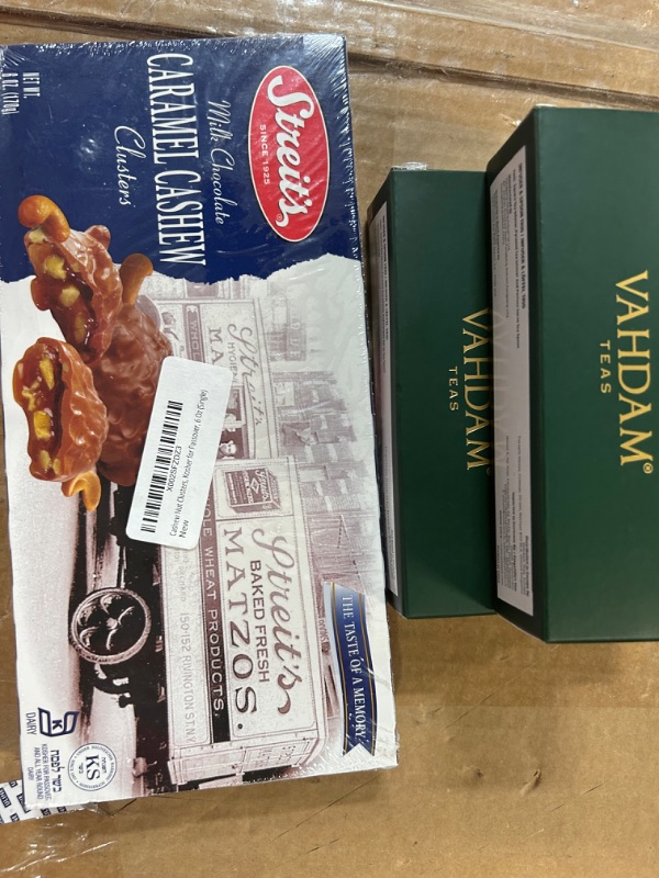 Photo 1 of **MISCELLANEOUS BUNDLE**

