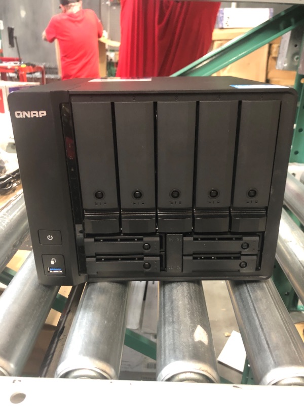 Photo 4 of QNAP TS-932PX-4G 5+4 Bay High-Speed NAS with Two 10GbE and 2.5GbE Ports 9-bay TS-x32PX