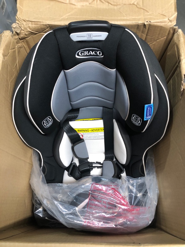 Photo 3 of Graco Extend2Fit Convertible Car Seat, Gotham