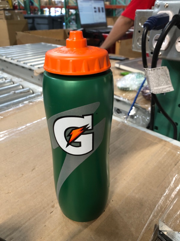 Photo 2 of 
Gatorade 32oz Gator-skin Bottle, Green, One Size