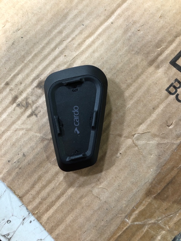Photo 3 of * used item *
Cardo Spirit HD Motorcycle Bluetooth Communication Headset - Black, Single Pack & 45mm Audio Set, 