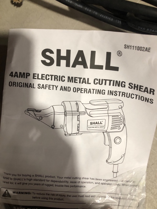 Photo 3 of * tested * turns on * unable to test further *
SHALL Electric Metal Cutting Shear, 4.0-Amp Corded Sheet Metal Cutter, Variable Speed