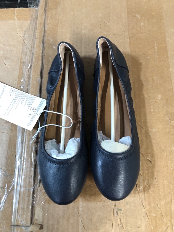 Photo 1 of Amazon Basic Womens Leather Slip On Ballet Flats Blue 10.5