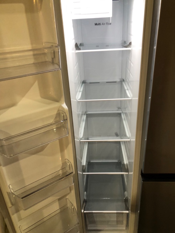 Photo 5 of LG 28 cu.ft. Side-by-Side Refrigerator