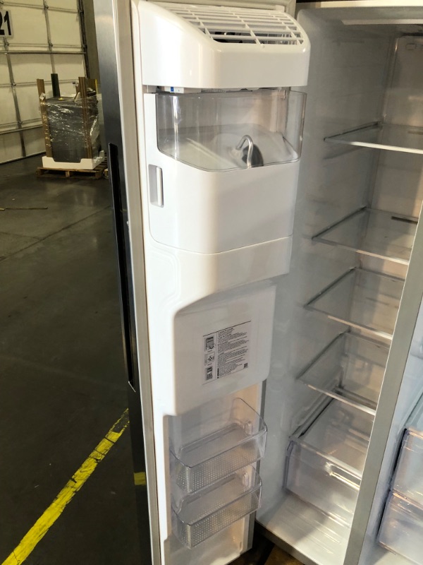 Photo 8 of Samsung 27.4 cu. ft. Side-by-Side Refrigerator