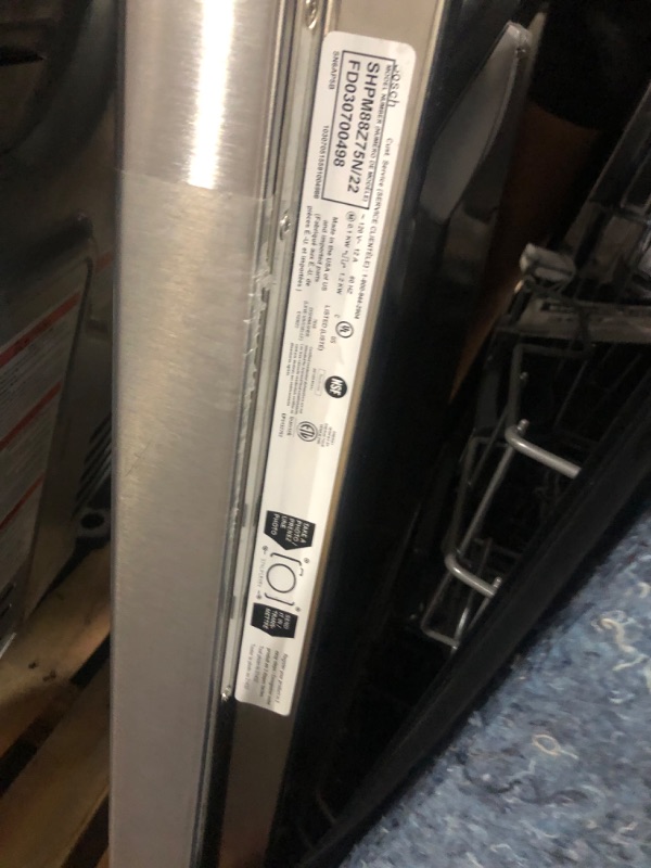 Photo 14 of Bosch 800 Series Top Control 24-in Built-In Dishwasher With Third Rack (Stainless Steel), 40-dBA