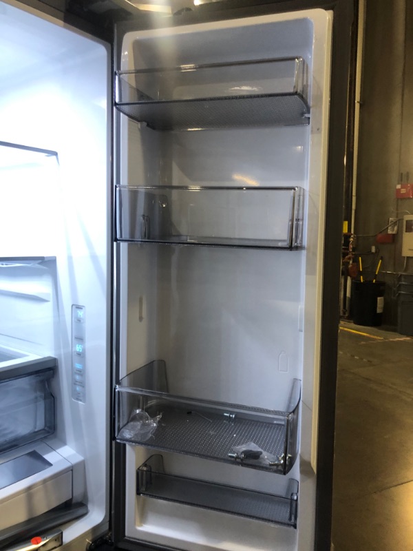 Photo 8 of Samsung Mega Capacity 31.5-cu ft Smart French Door Refrigerator with Dual Ice Maker (Fingerprint Resistant Stainless Steel) ENERGY STAR