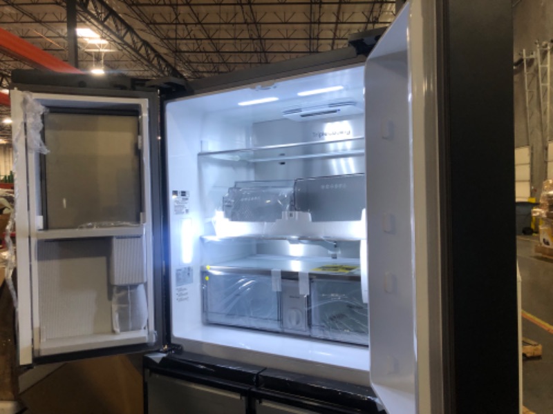 Photo 8 of 23 cu. ft. Smart Counter Depth BESPOKE 4-Door Flex™ Refrigerator with Customizable Panel Colors