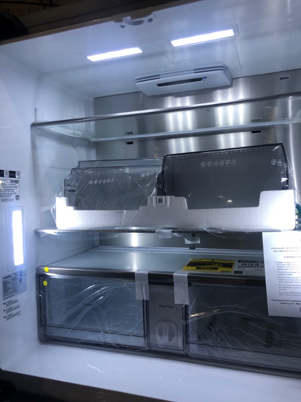 Photo 17 of 23 cu. ft. Smart Counter Depth BESPOKE 4-Door Flex™ Refrigerator with Customizable Panel Colors