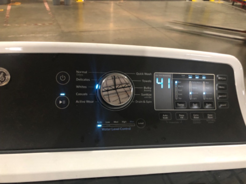 Photo 9 of GE® 4.5 cu. ft. Capacity Washer with Water Level Control