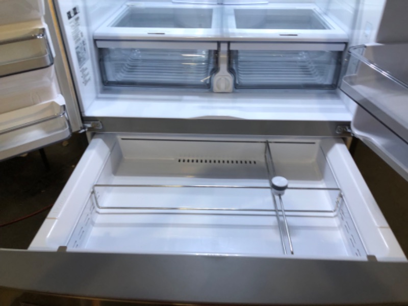 Photo 3 of Samsung 28 cu. ft. French Door Refrigerator