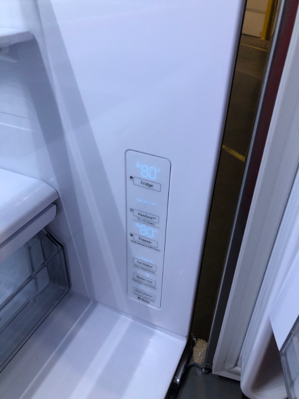 Photo 6 of Samsung 28 cu. ft. French Door Refrigerator