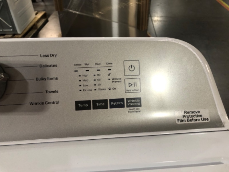 Photo 1 of *MISSING PIECES-MINOR SCRATCHES SEE NOTES*
PET PRO TOP LOAD ELECTRIC DRYER - 7.0 CU. FT. MODEL #: MED6500MW0 SERIAL #: MC3107359