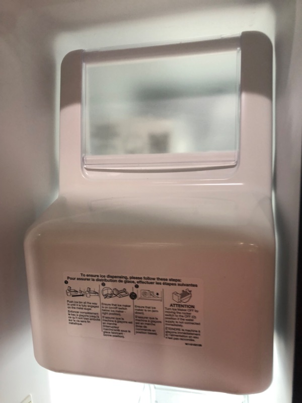 Photo 8 of *MINOR SCRATCHES SEE NOTES-MISSING PIECES SEE NOTES*
33-inch Wide Side-by-Side Refrigerator - 21 cu. ft. MODEL #:WRS321SDHV08 SERIAL #: HRC2058790