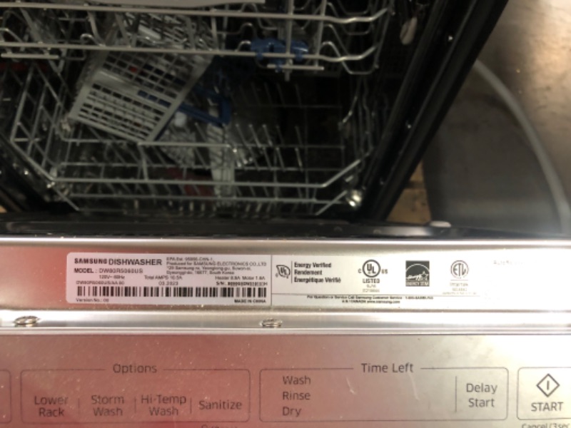 Photo 8 of Samsung StormWash Top Control 24-in Built-In Dishwasher With Third Rack (Fingerprint Resistant Stainless Steel) MODEL #: DW80R5060US SERIAL #: B090G8DW31051H