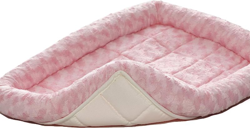 Photo 1 of 18L-Inch Pink Dog Bed or Cat Bed