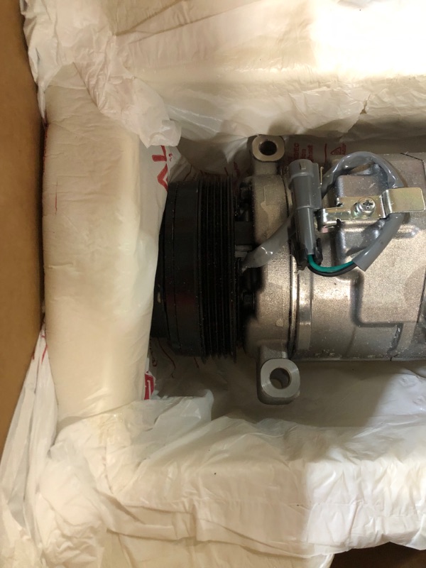 Photo 2 of GM Genuine Parts 15-21127 Air Conditioning Compressor