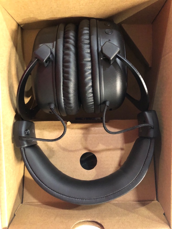 Photo 4 of HyperX Cloud Core – Wireless Gaming Headset for PC, DTS Headphone:X Spatial Audio