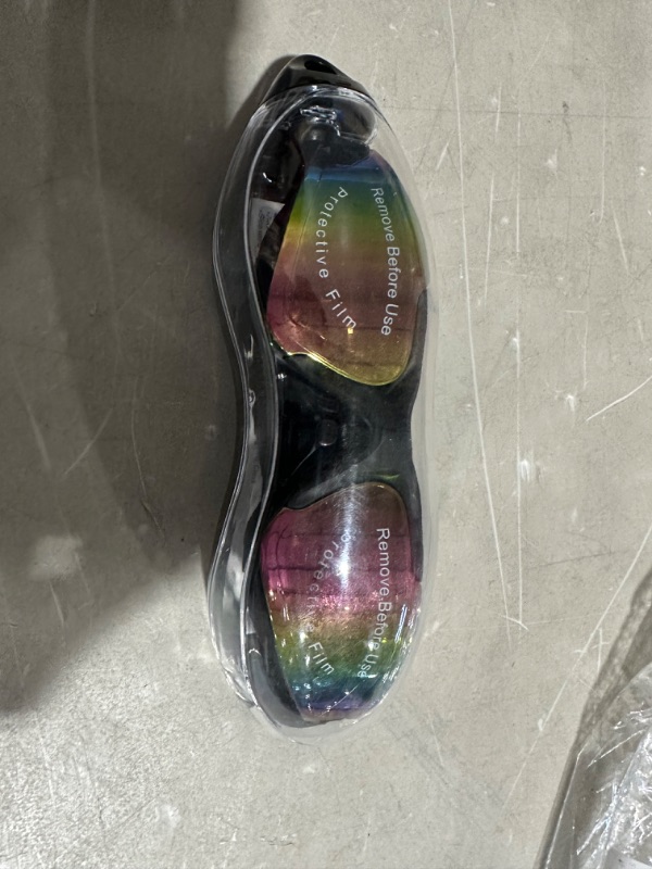 Photo 2 of * used *
Swimming Goggles