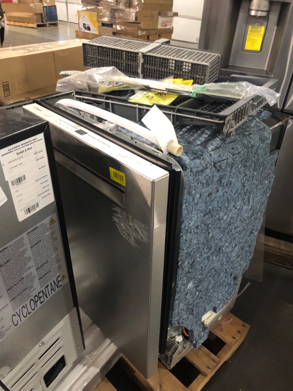 Photo 9 of [READ NOTES]
500 Series Dishwasher 24'' Stainless steel