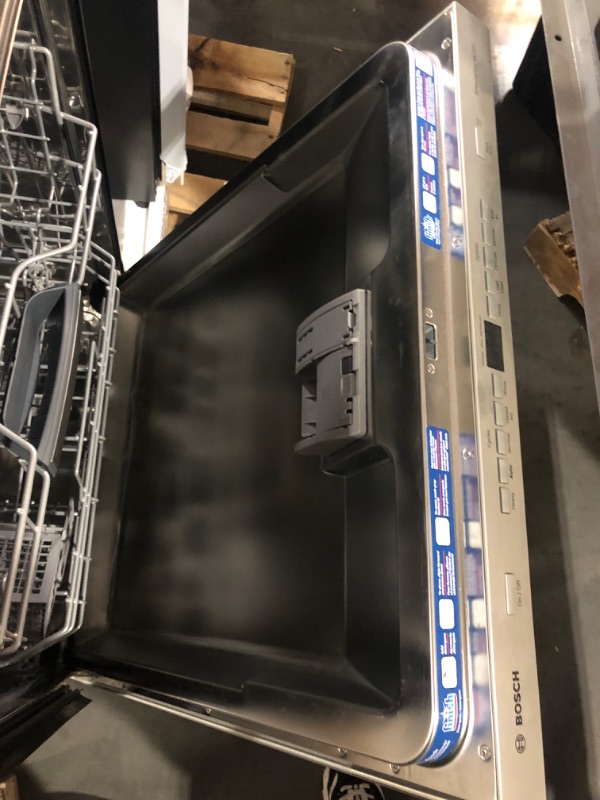 Photo 6 of 500 Series Dishwasher 24'' Stainless steel